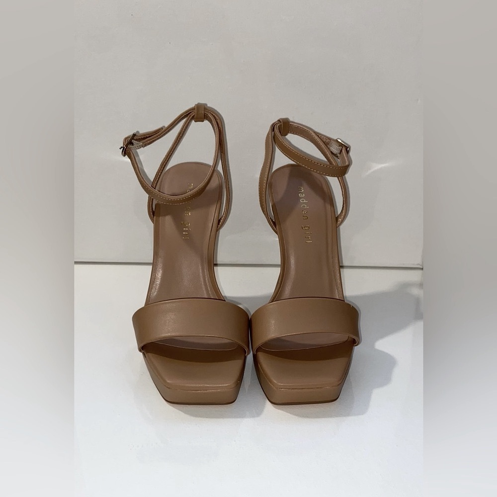 Madden Girl Elegant Tan Women's Heels